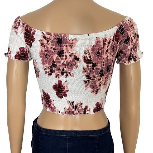 CHARLOTTE Russe Stretchy off the shoulder Floral crop top size XS - Picture 4 of 9